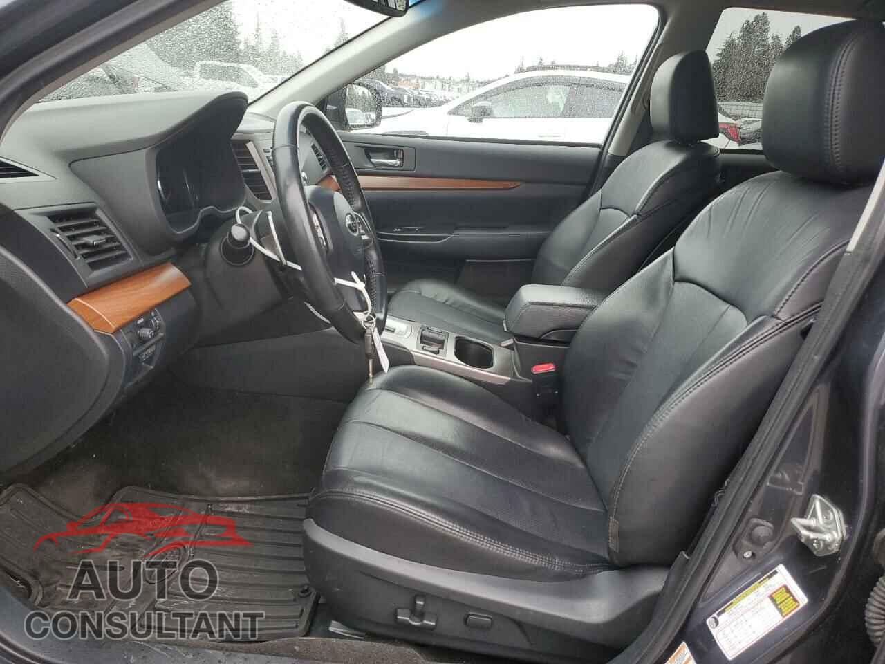 SUBARU OUTBACK 2013 - 4S4BRBKC8D3281630