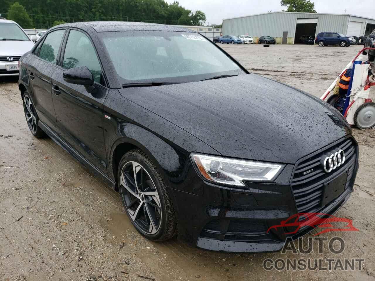 AUDI A3 2020 - WAUBEGFF7LA043227