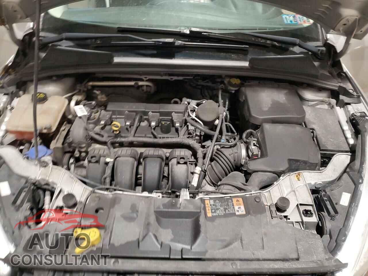 FORD FOCUS 2015 - 1FADP3F29FL276875