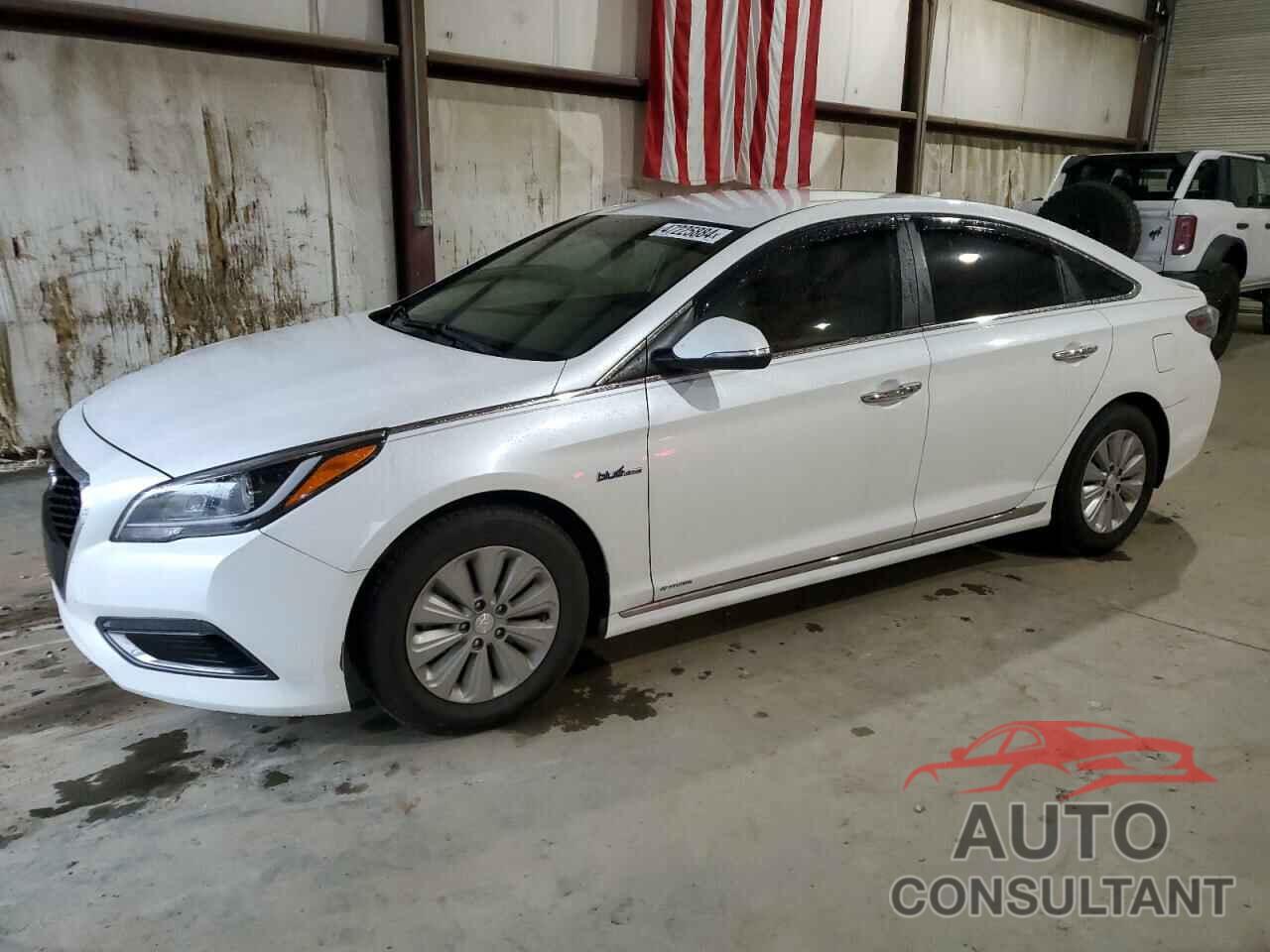 HYUNDAI SONATA 2016 - KMHE24L12GA034470