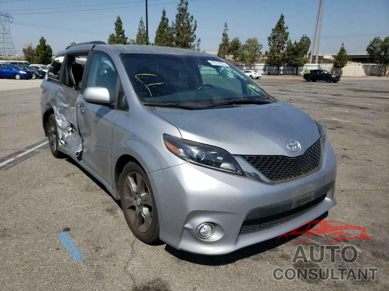 TOYOTA SIENNA 2016 - 5TDXK3DC2GS711754