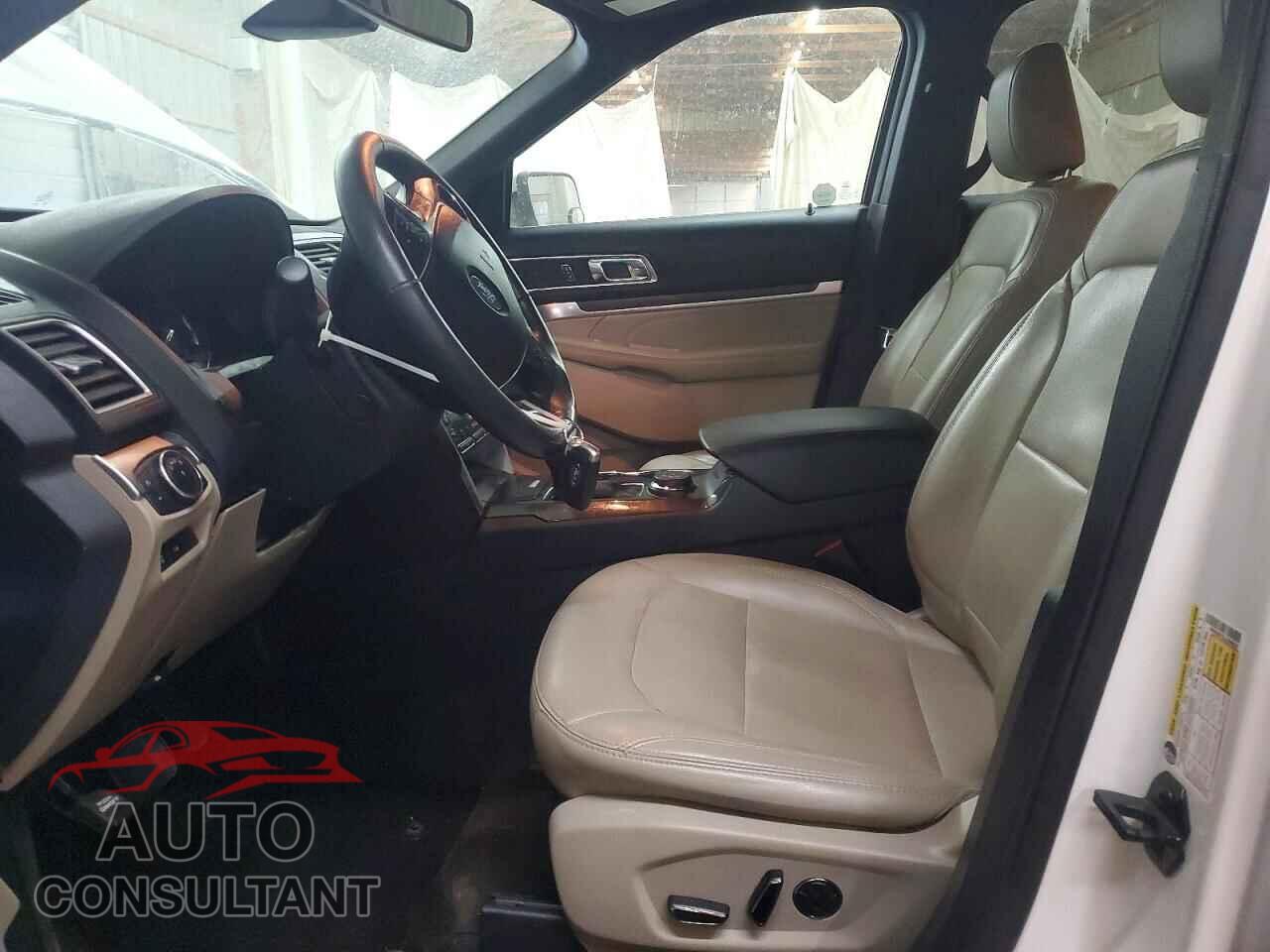 FORD EXPLORER 2018 - 1FM5K8FH3JGB86830