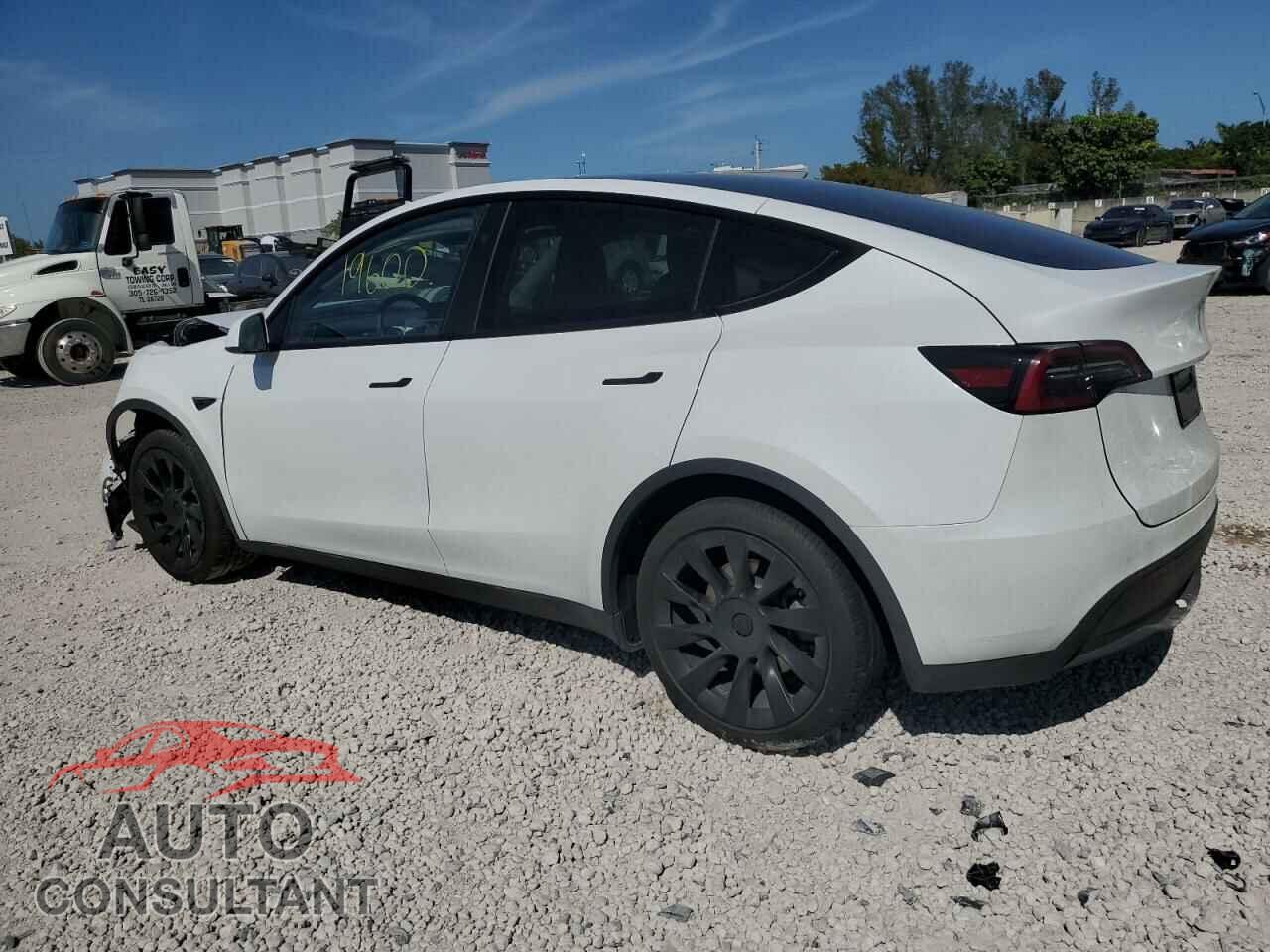 TESLA MODEL Y 2023 - 7SAYGAEE9PF856484