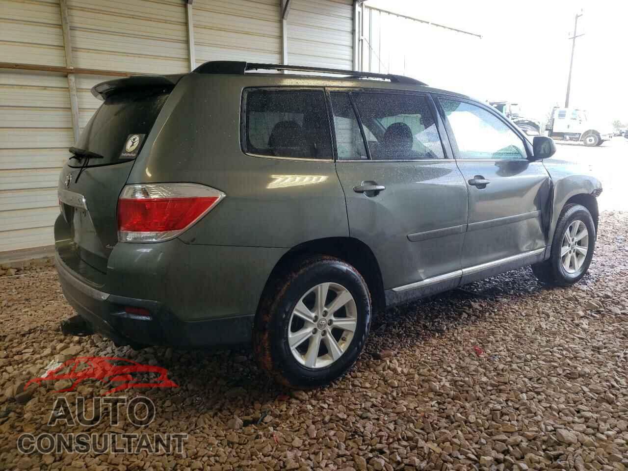 TOYOTA HIGHLANDER 2013 - 5TDBK3EH8DS202820