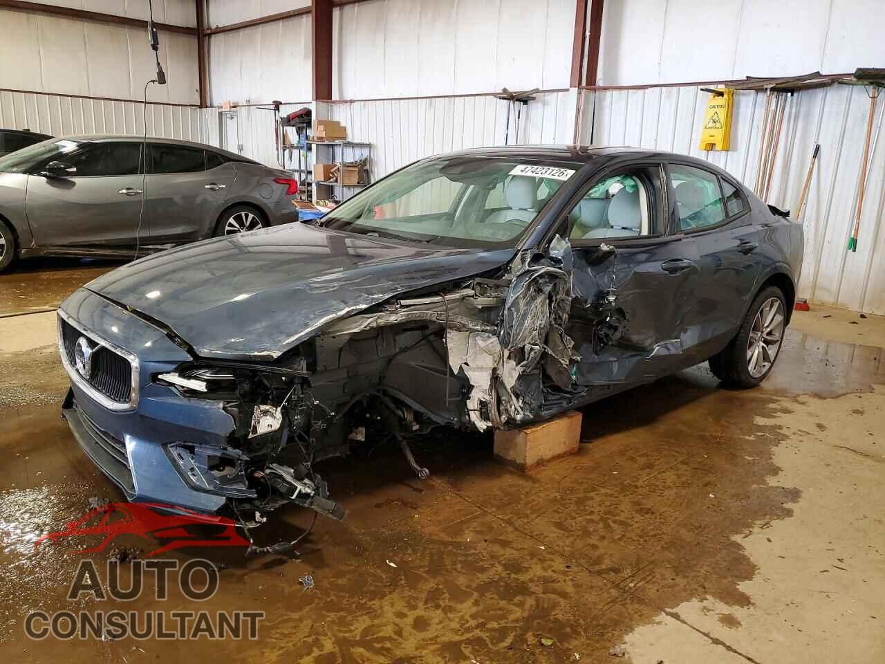 VOLVO S60 2019 - 7JRA22TK2KG004571