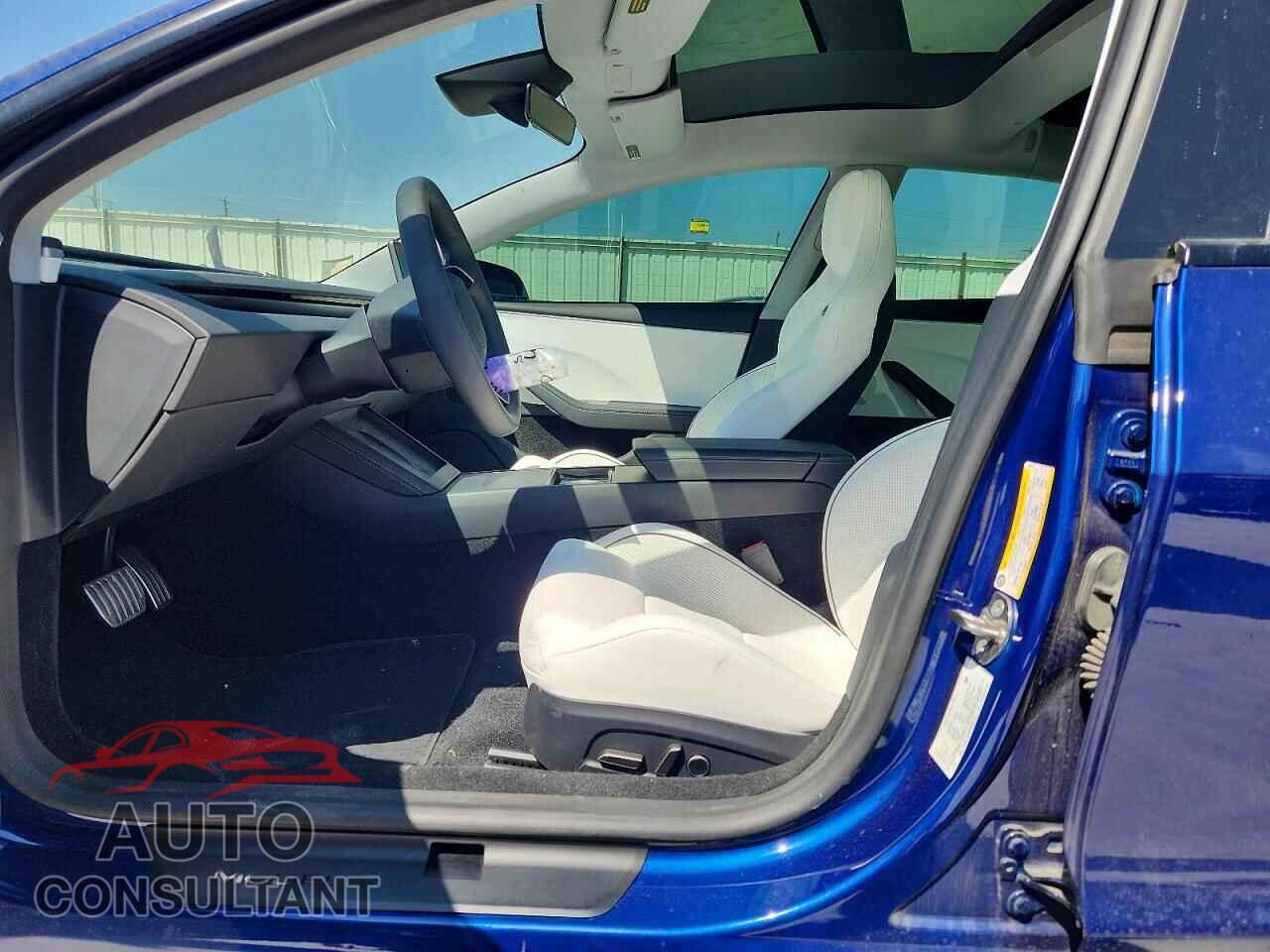 TESLA MODEL 3 2024 - 5YJ3E1ET6RF823716