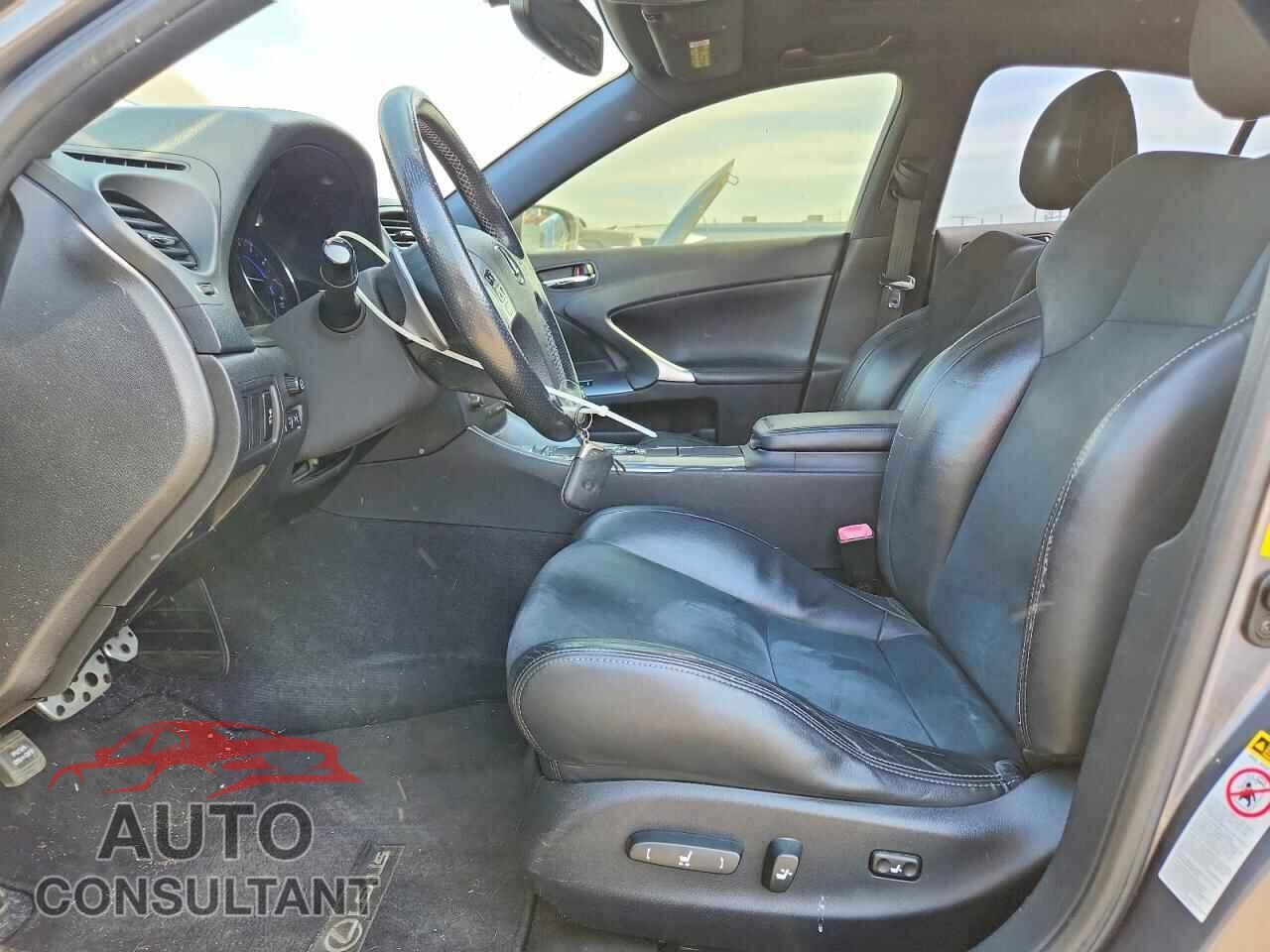 LEXUS IS 2013 - JTHBF5C29D5192205