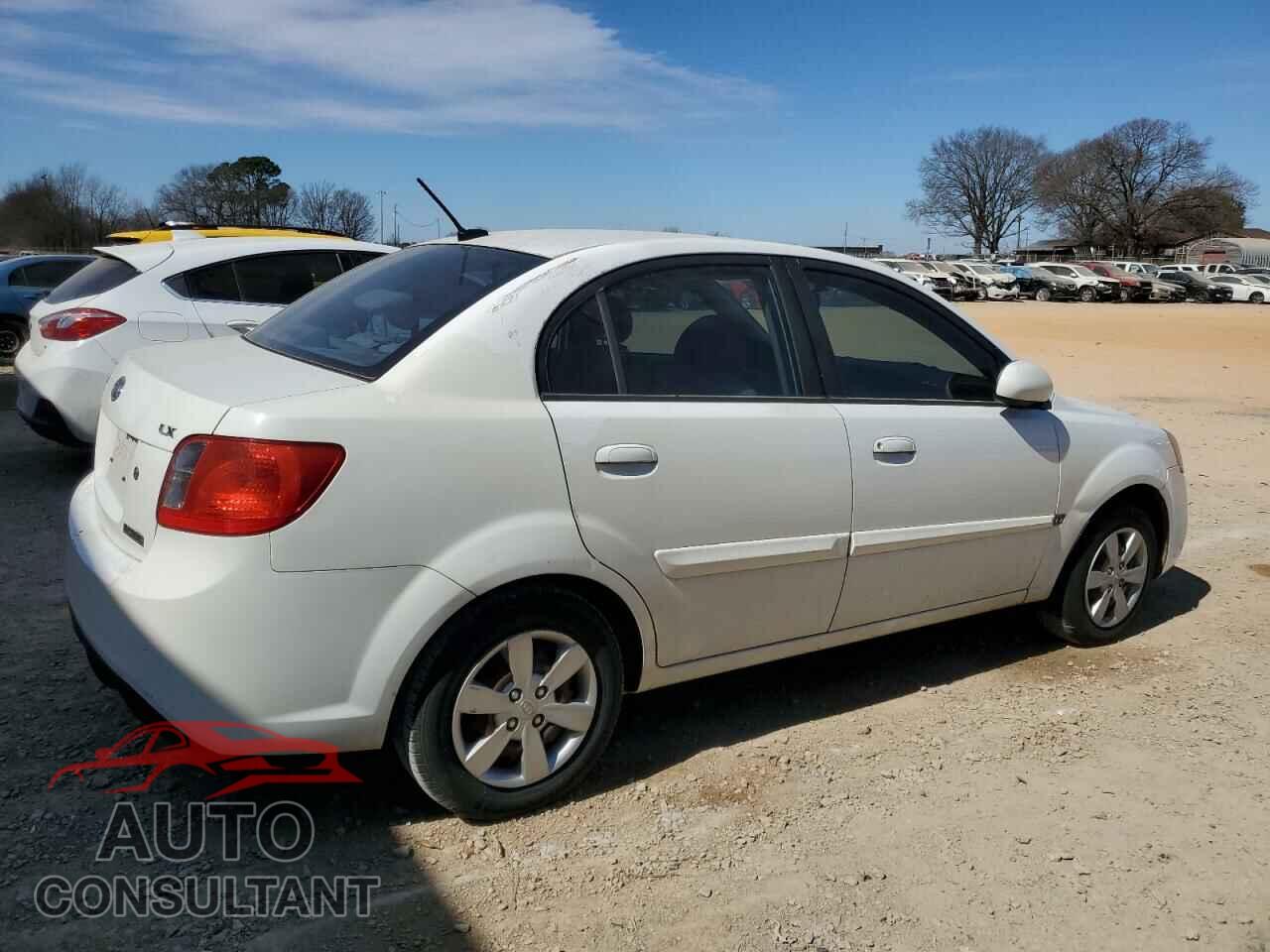 KIA RIO 2011 - KNADH4A39B6738256