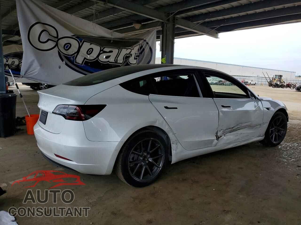 TESLA MODEL 3 2021 - 5YJ3E1EA4MF921425