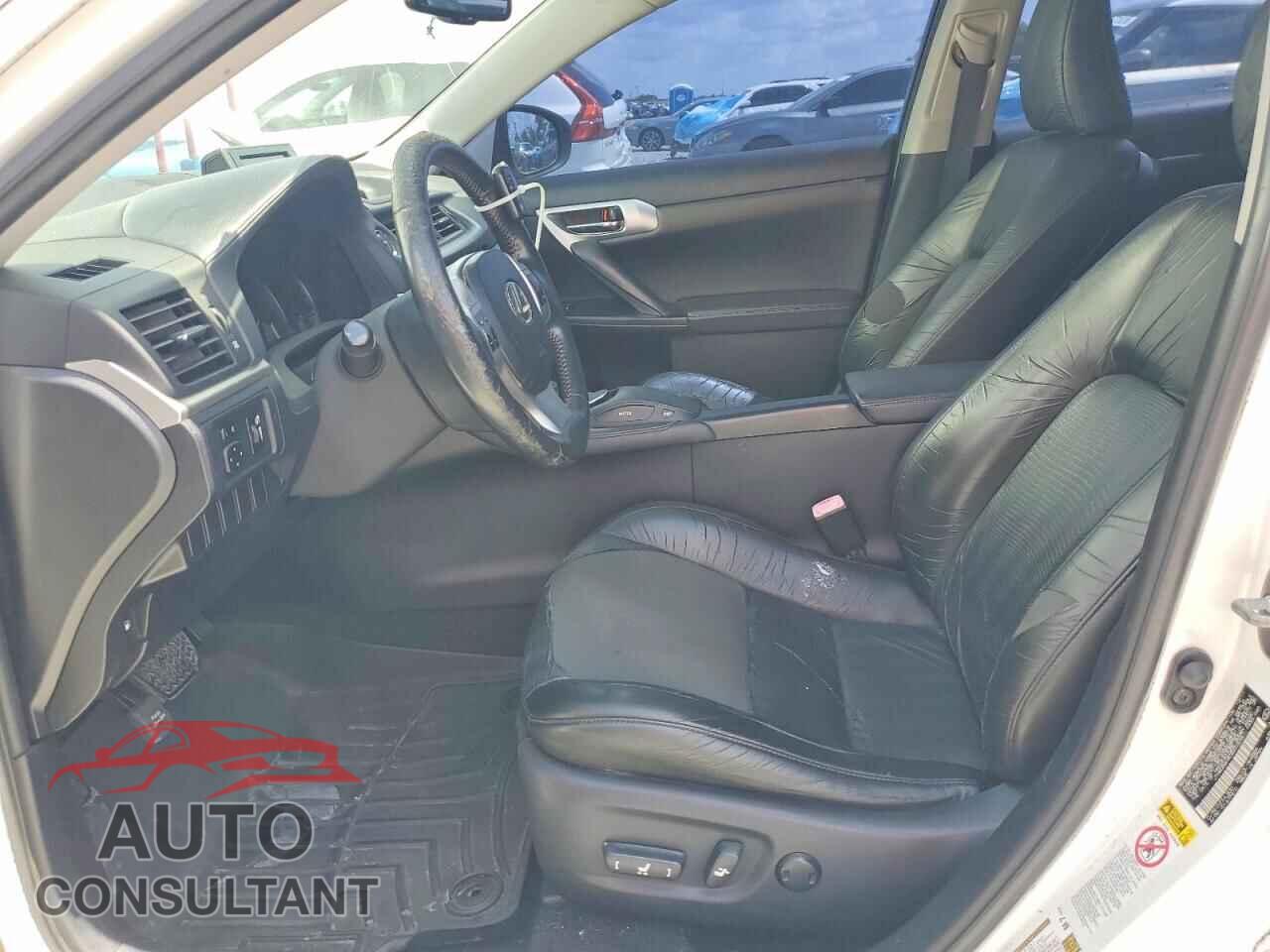 LEXUS CT 200 2012 - JTHKD5BH4C2071674