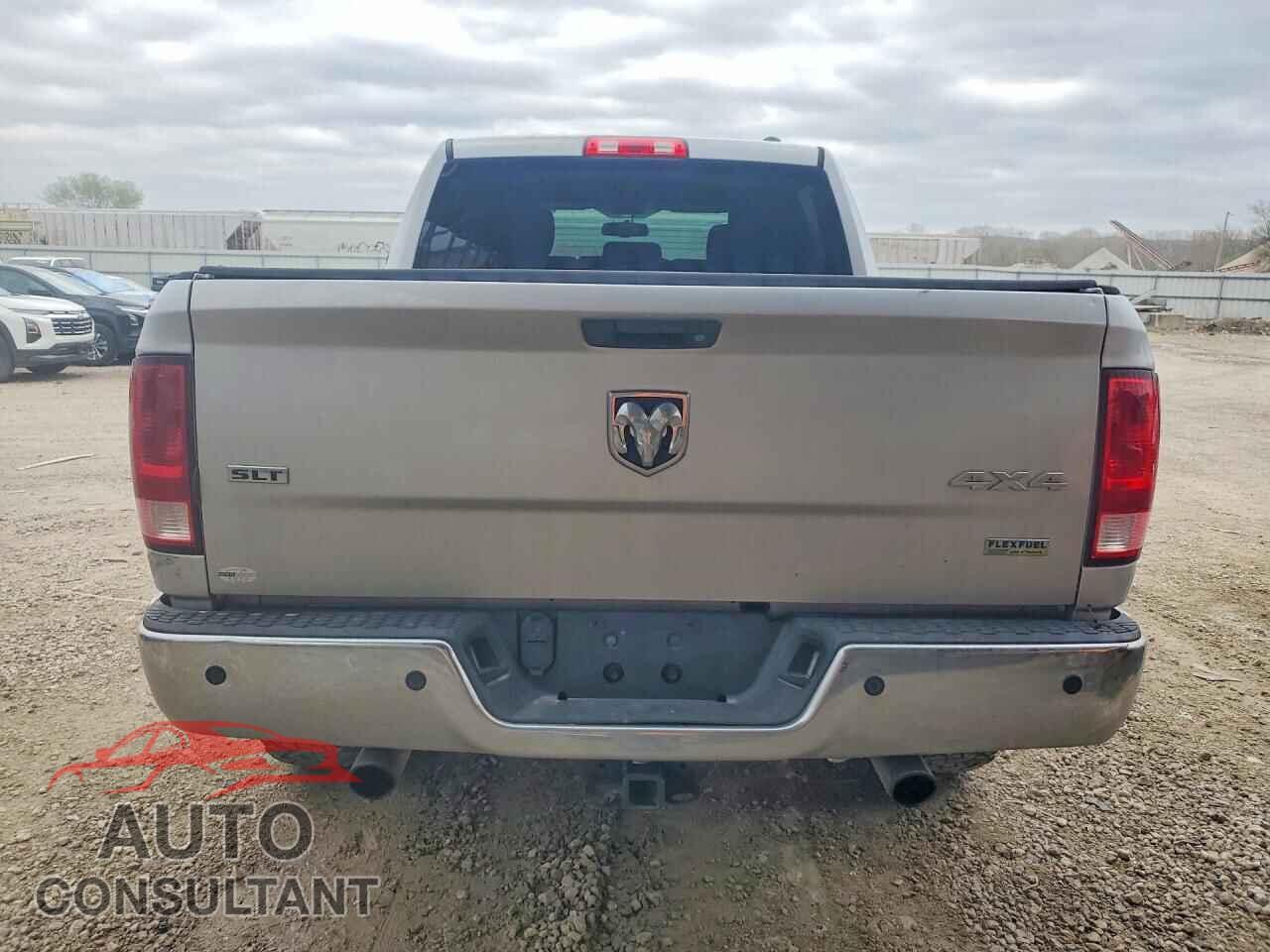 DODGE RAM 1500 2012 - 1C6RD7LP8CS265357