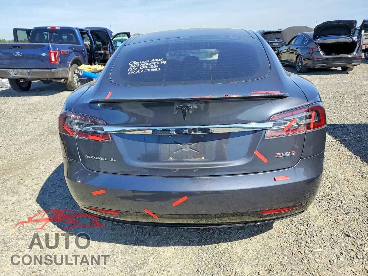 TESLA MODEL S 2016 - 5YJSA1E43GF155015