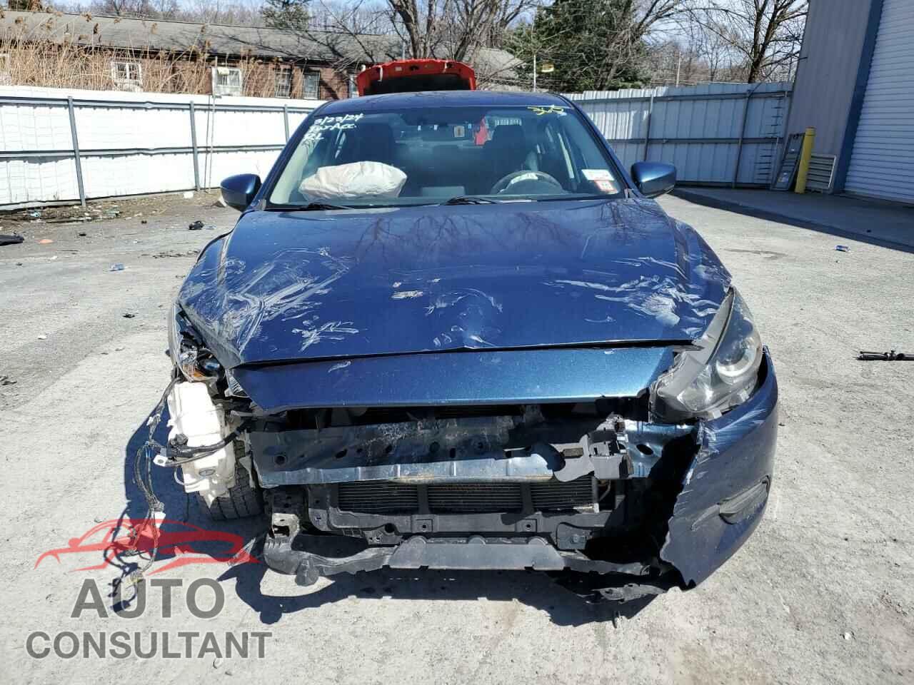 MAZDA 3 2017 - 3MZBN1U79HM133272