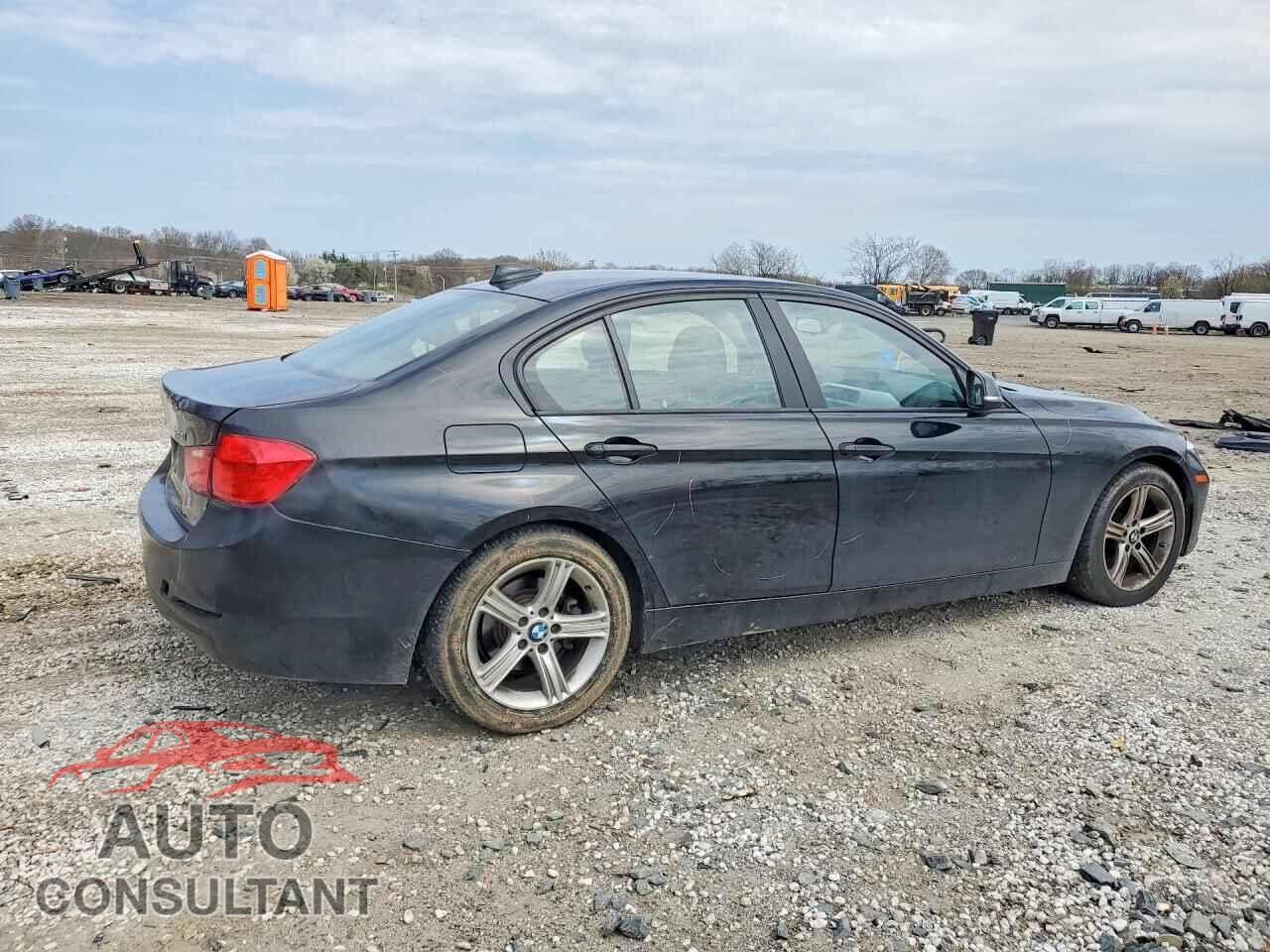 BMW 3 SERIES 2013 - WBA3A5G56DNP23091
