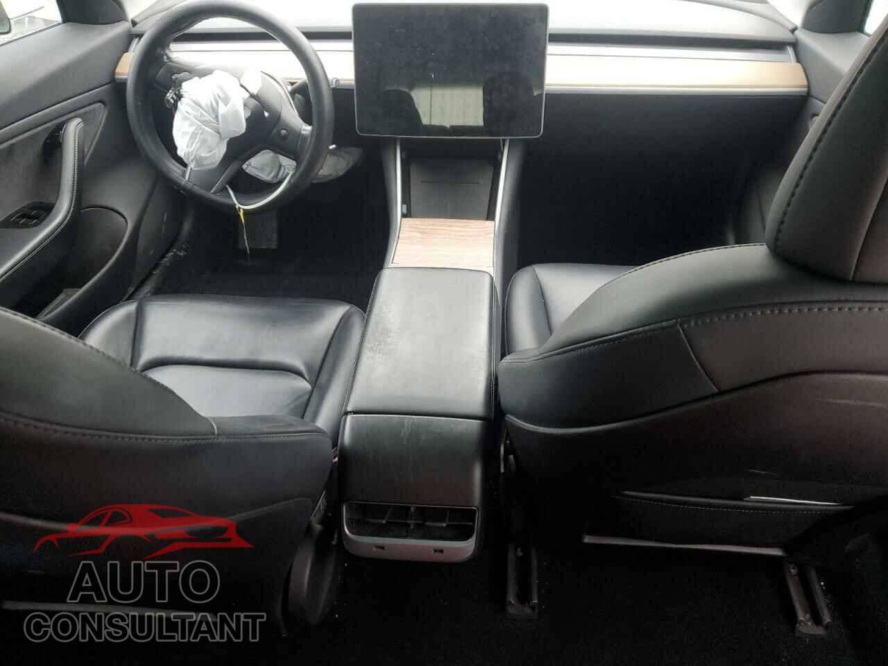 TESLA MODEL 3 2019 - 5YJ3E1EB3KF385086