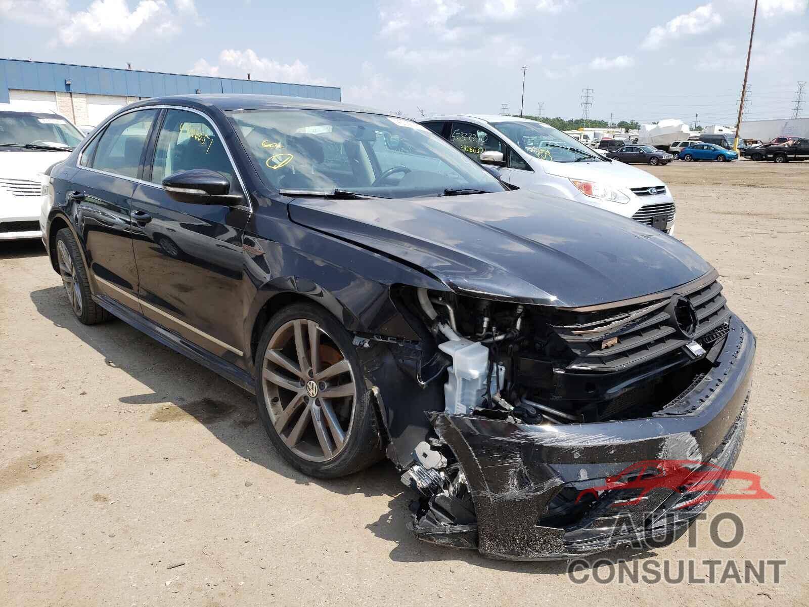 VOLKSWAGEN PASSAT 2017 - 1VWDT7A32HC065935