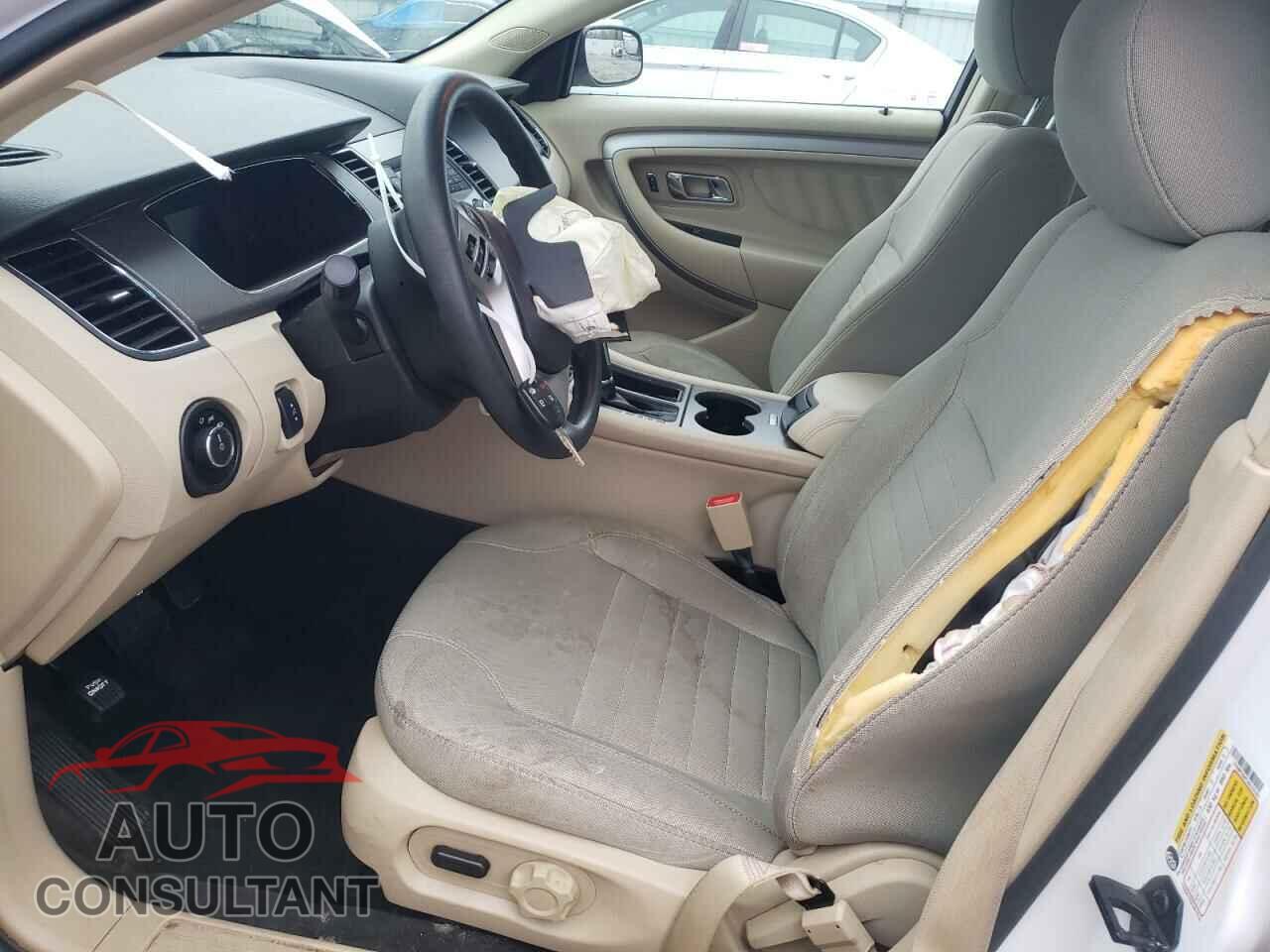 FORD TAURUS 2018 - 1FAHP2D87JG123187