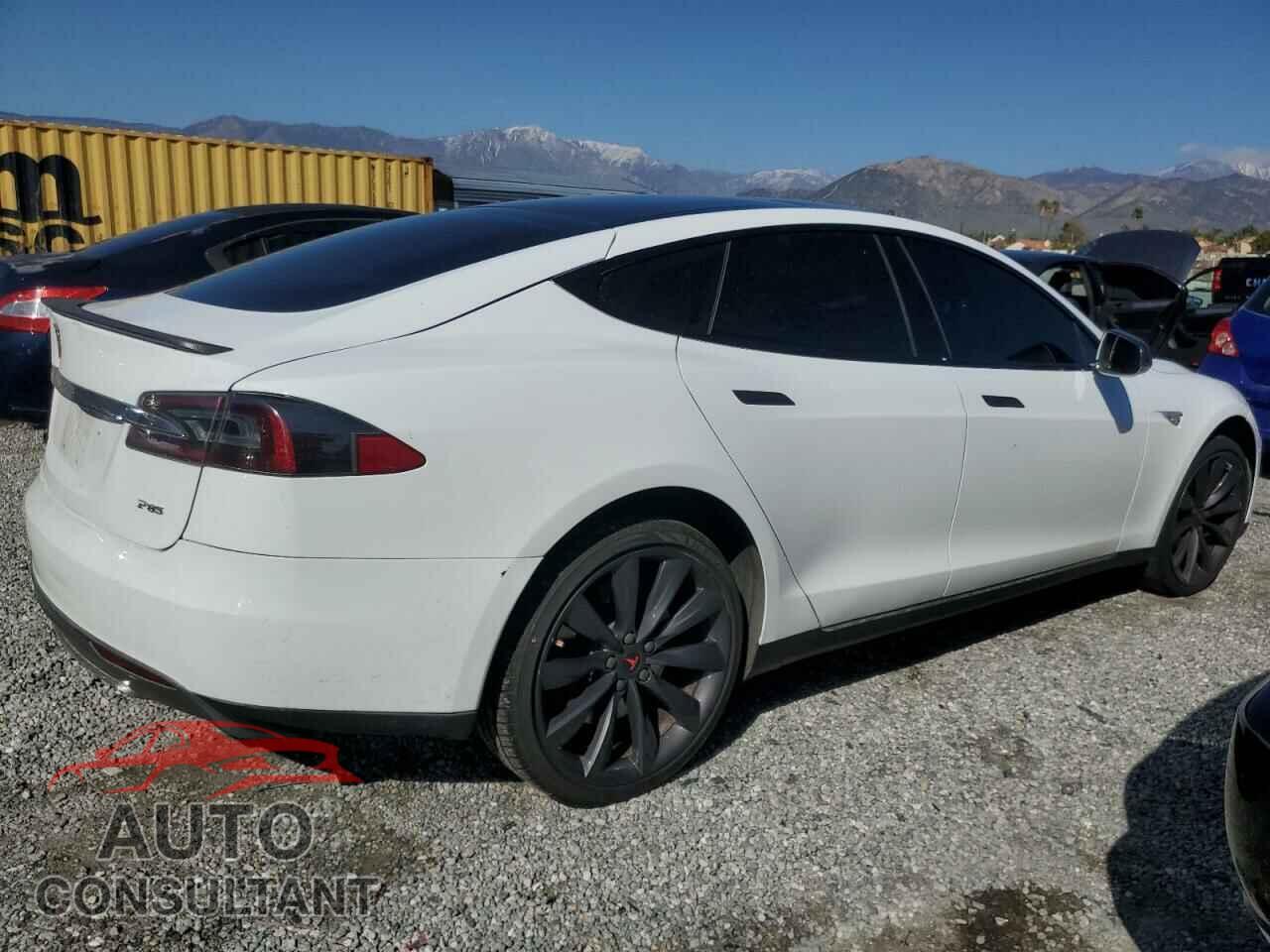 TESLA MODEL S 2013 - 5YJSA1DP9DFP07057