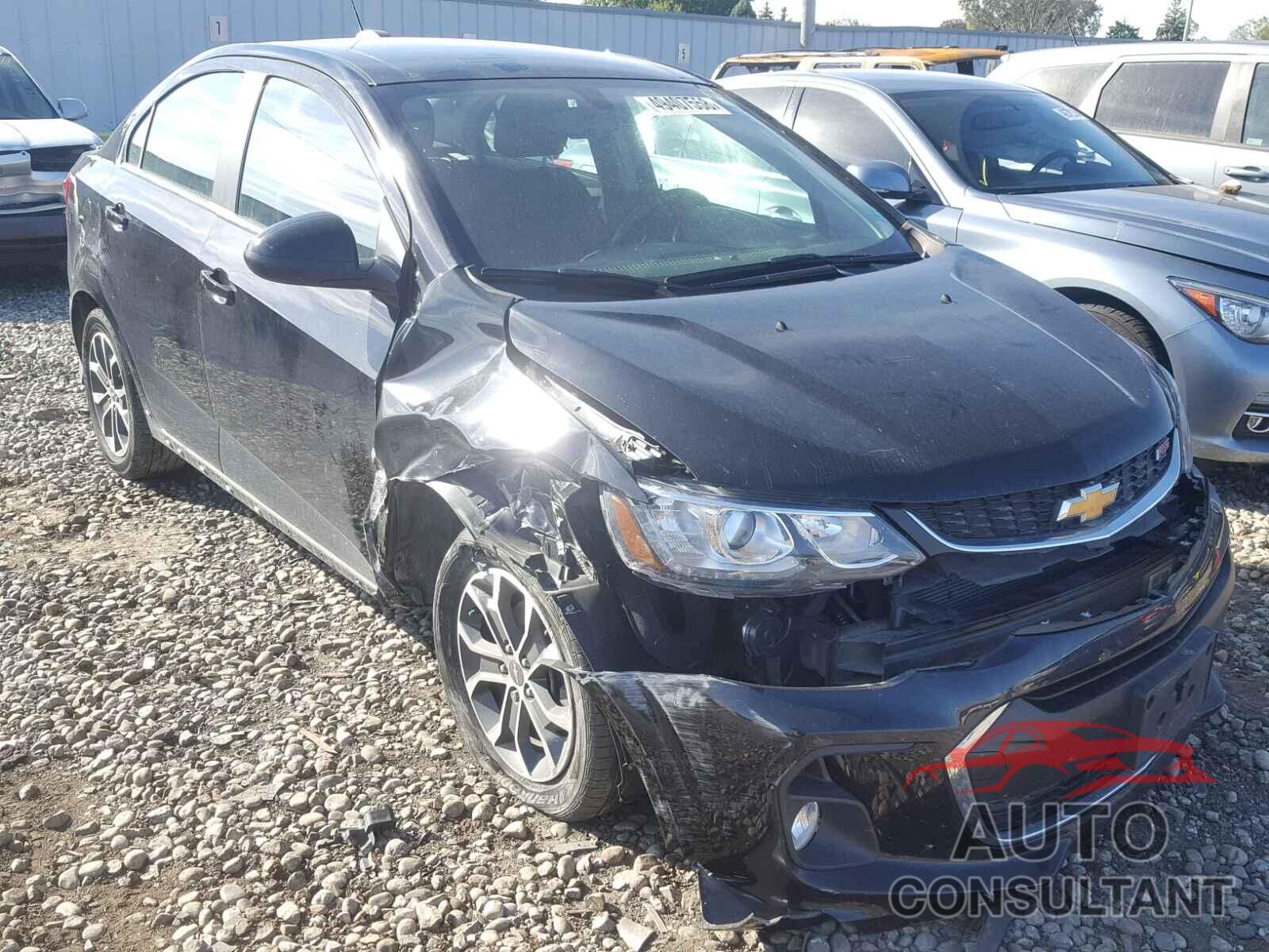 CHEVROLET SONIC 2017 - 1G1JD5SB0H4139045