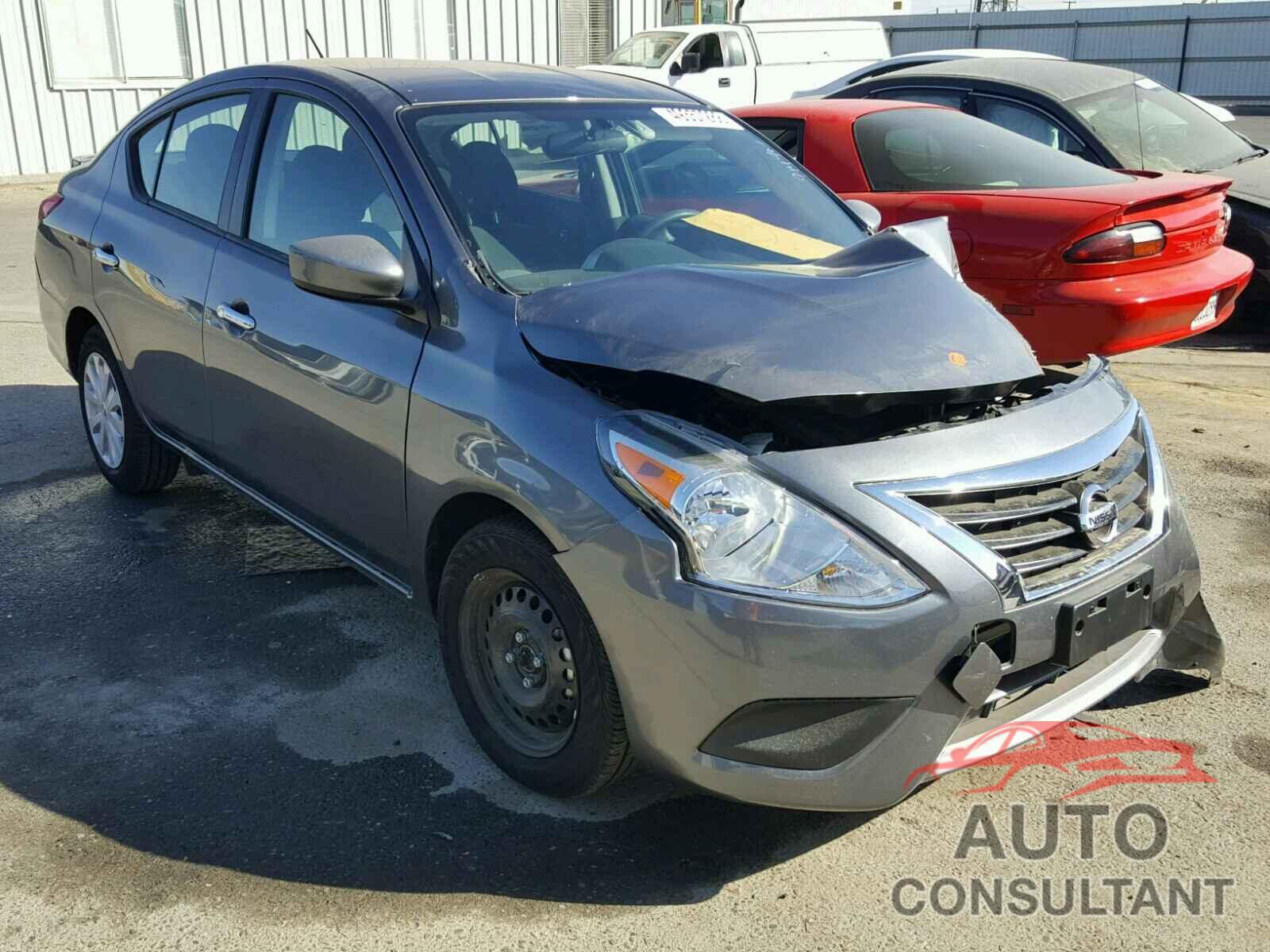 NISSAN VERSA 2018 - 3N1CN7AP1JL872388
