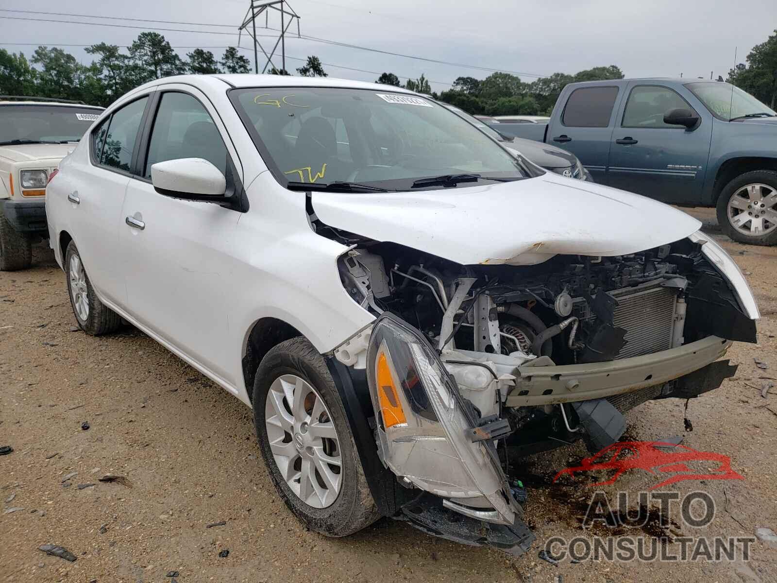 NISSAN VERSA 2018 - 3N1CN7AP3JL866155