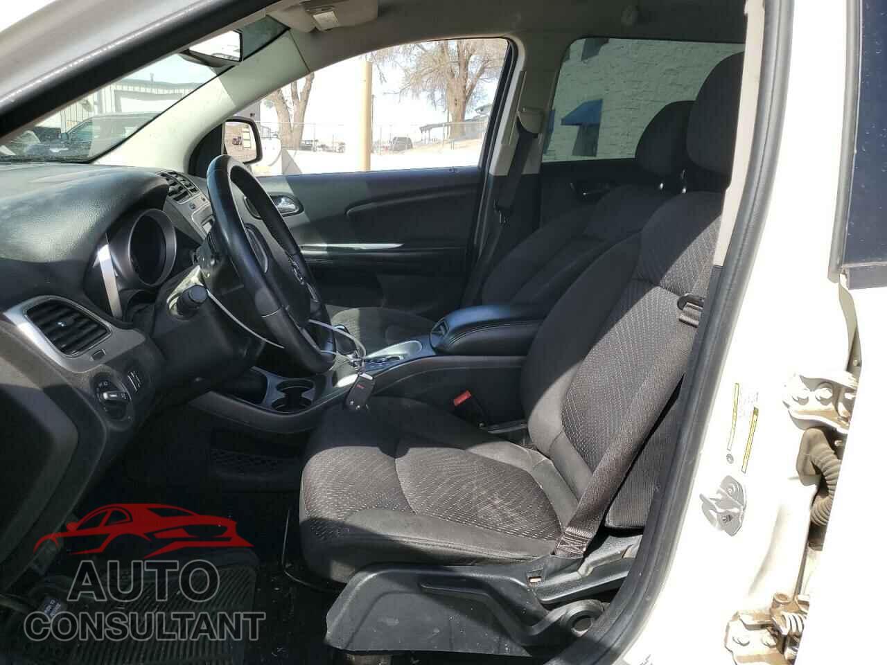 DODGE JOURNEY 2017 - 3C4PDCBB4HT695598