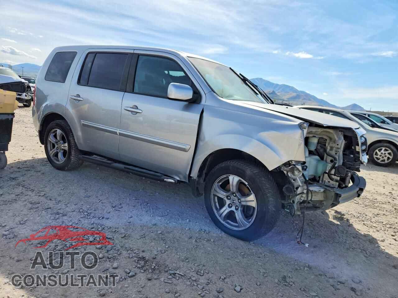 HONDA PILOT 2013 - 5FNYF4H65DB002545