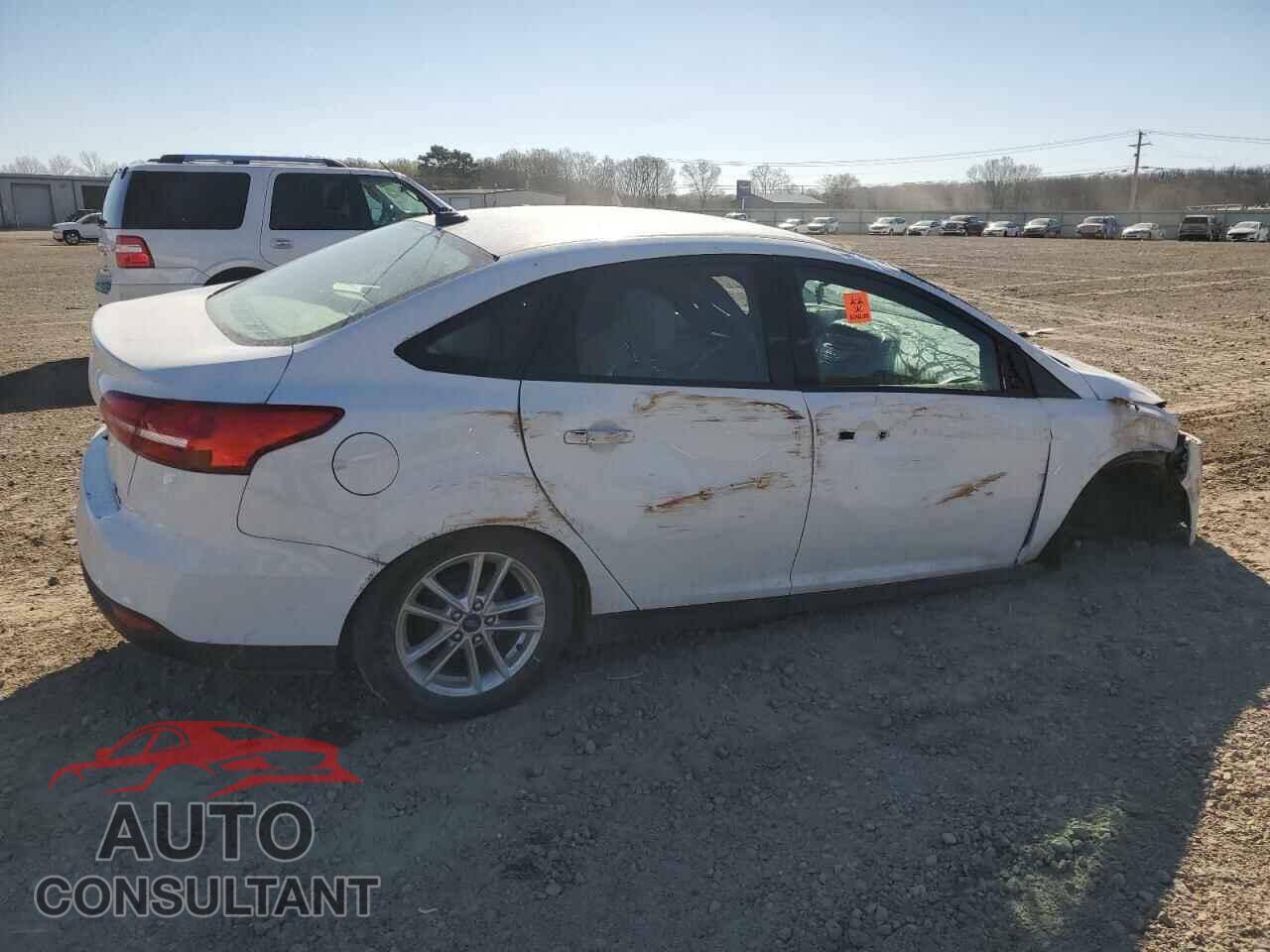 FORD FOCUS 2015 - 1FADP3F28FL337004