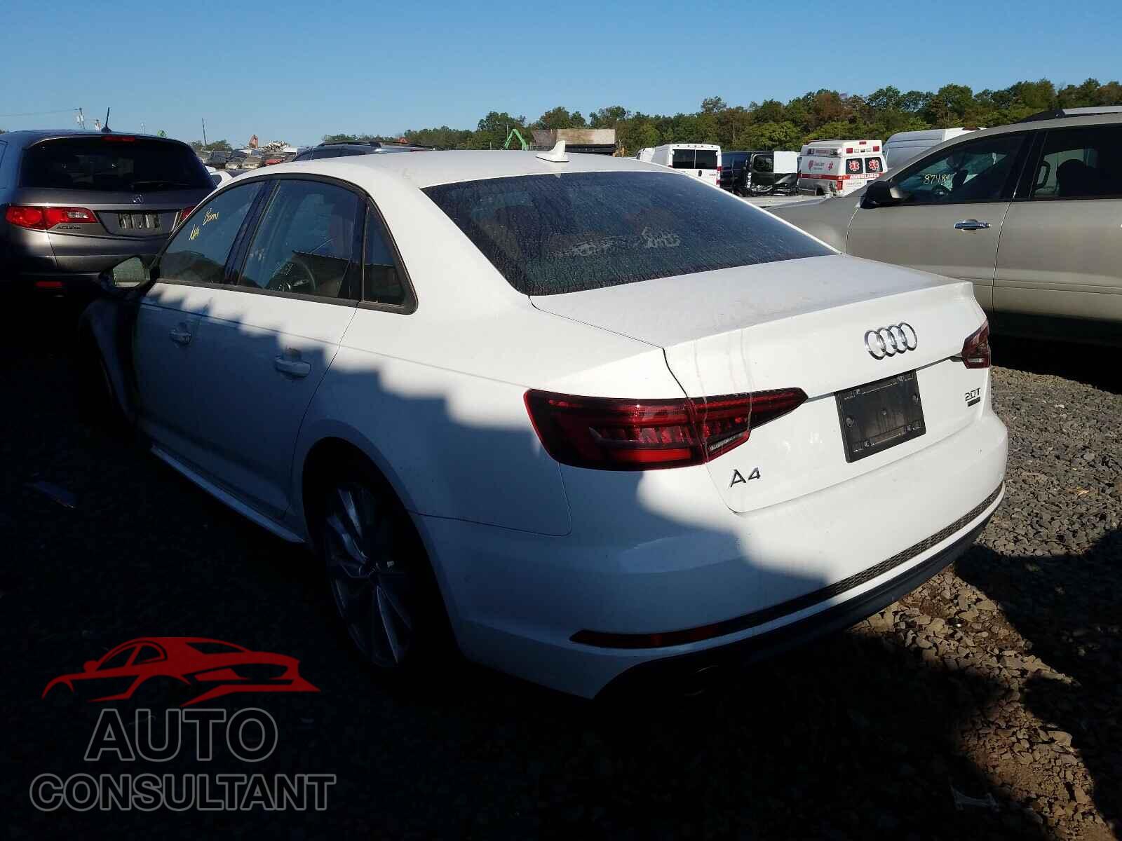 AUDI A4 2018 - WAUDNAF46JA214857