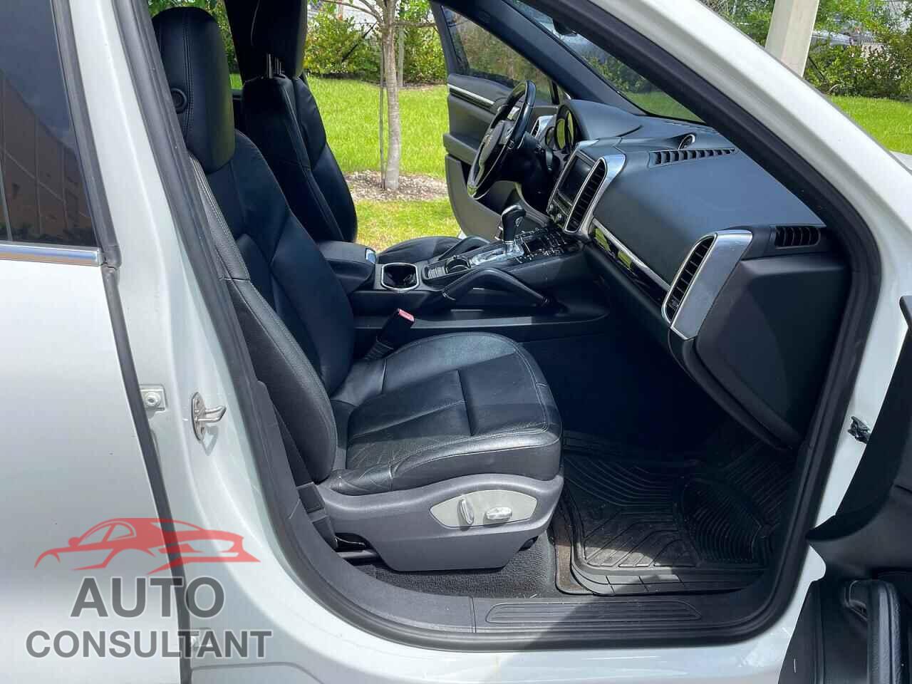 PORSCHE CAYENNE 2014 - WP1AA2A24ELA95373