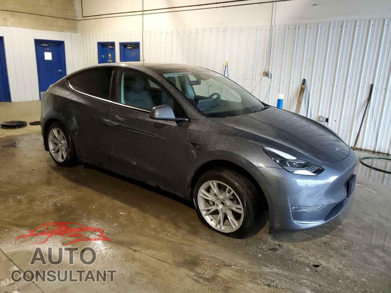 TESLA MODEL Y 2023 - 7SAYGDED3PF933570