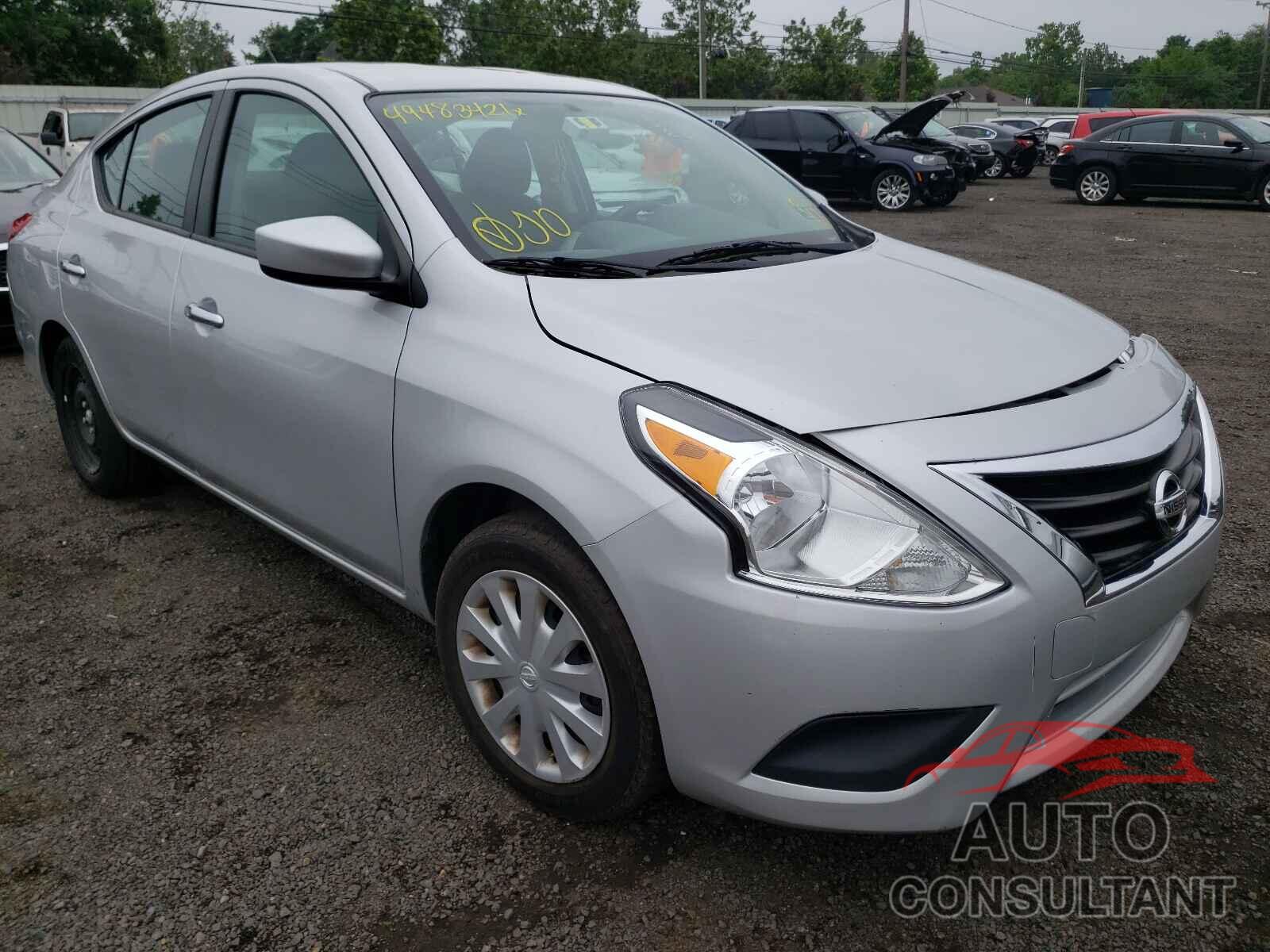NISSAN VERSA 2018 - 3N1CN7AP6JL885797
