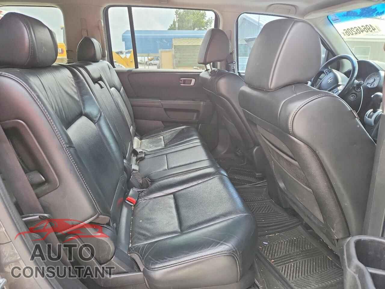 HONDA PILOT 2011 - 5FNYF4H53BB076082