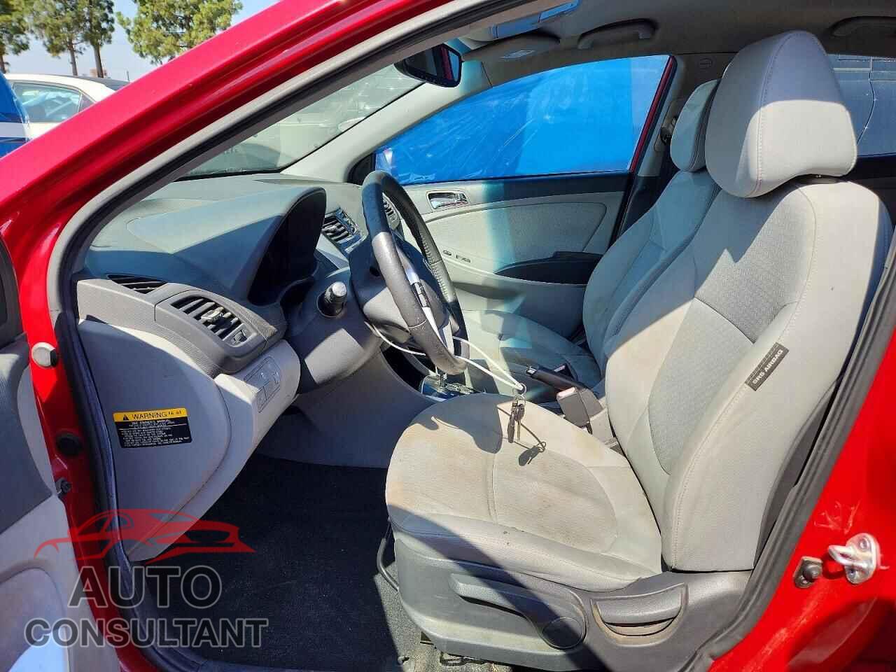 HYUNDAI ACCENT 2013 - KMHCU5AE4DU062360