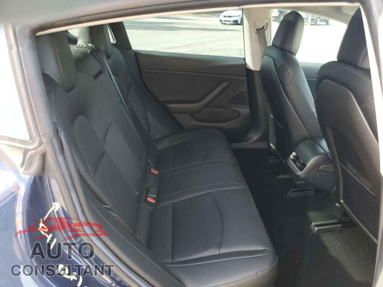 TESLA MODEL 3 2017 - 5YJ3E1EA4HF003065