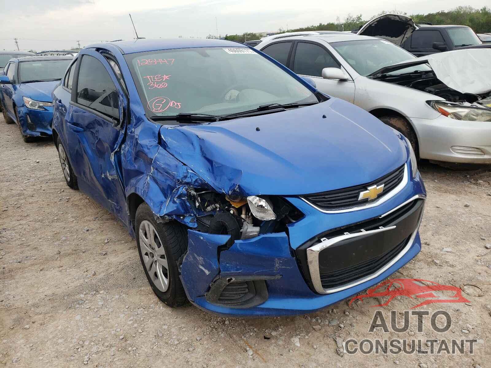 CHEVROLET SONIC 2018 - 1G1JB5SH5J4125447