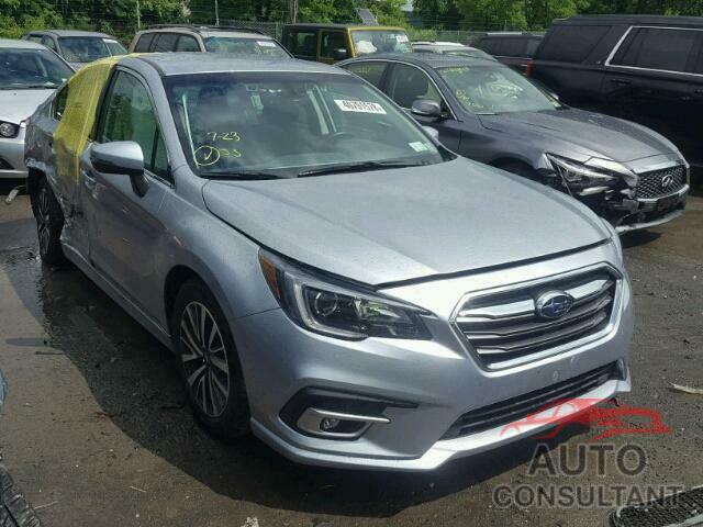 SUBARU LEGACY 2018 - 4S3BNAF64J3017086