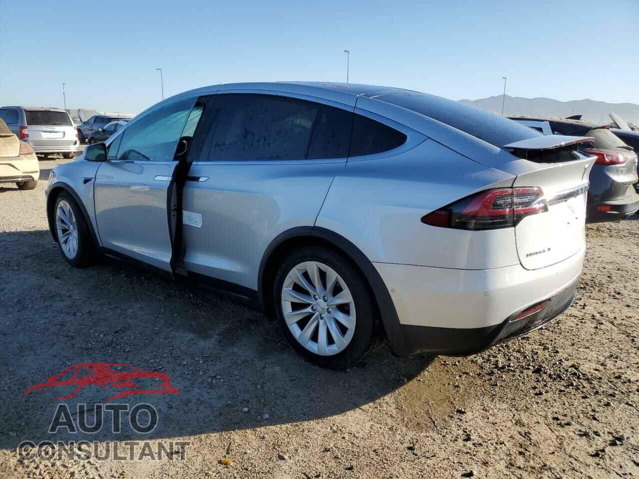 TESLA MODEL X 2017 - 5YJXCDE2XHF050358