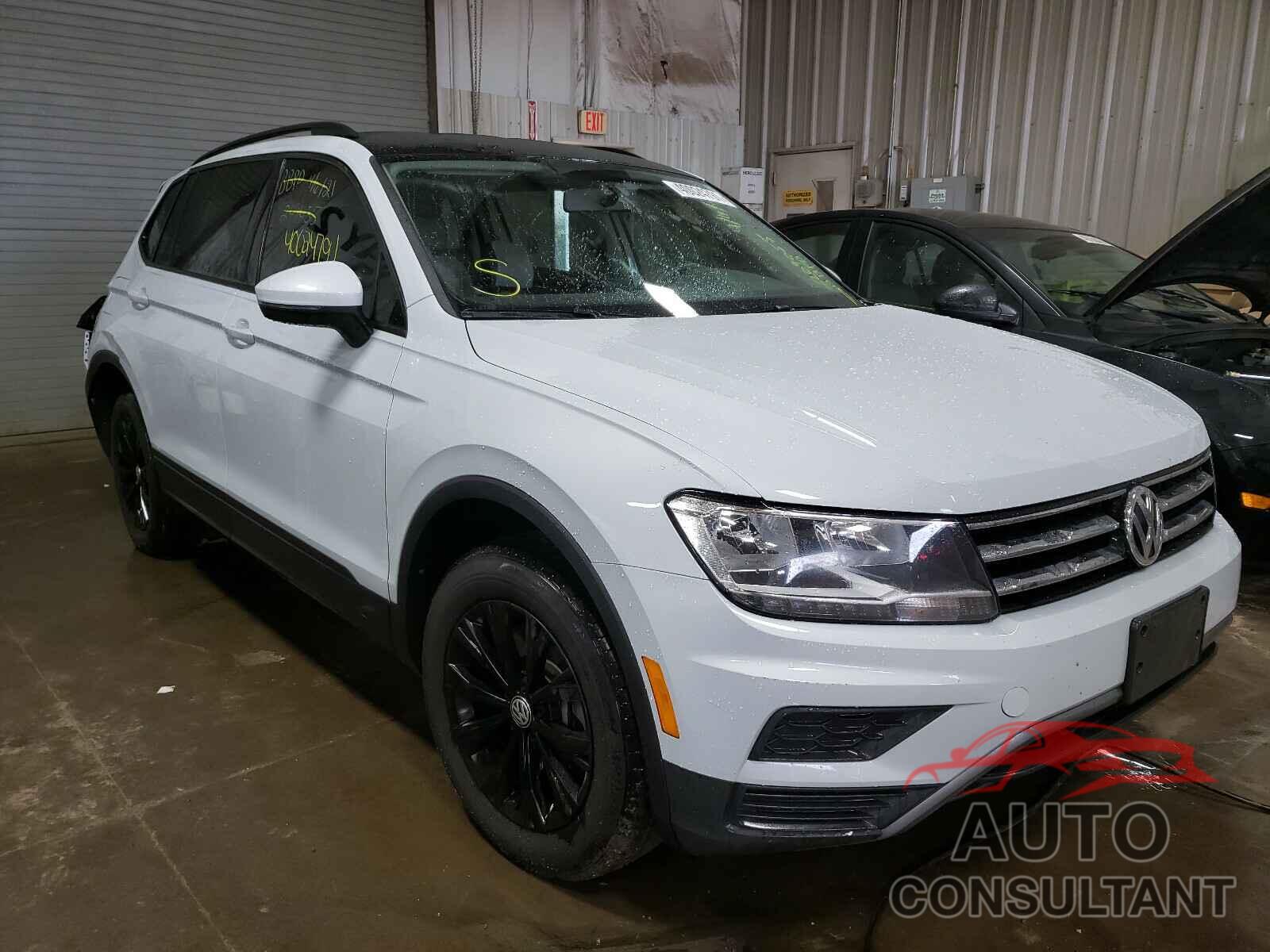 VOLKSWAGEN TIGUAN 2018 - 3VV0B7AX7JM209055