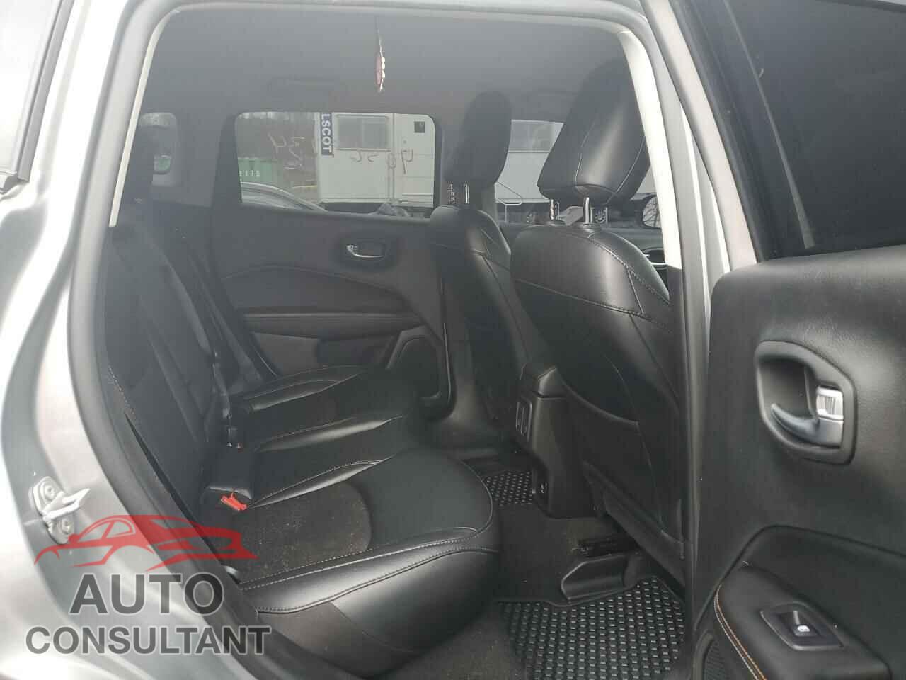 JEEP COMPASS 2020 - 3C4NJDBB9LT164847