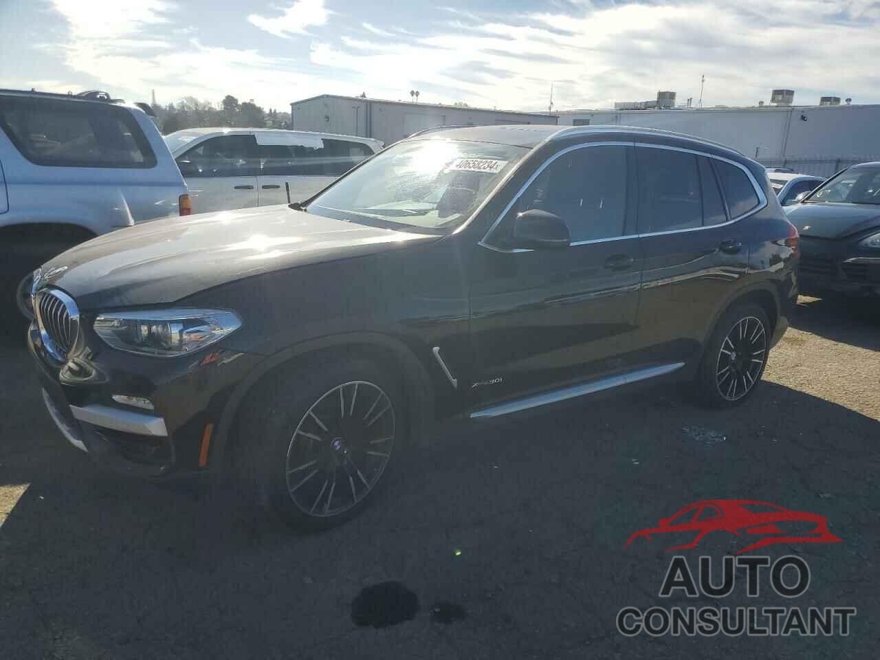 BMW X3 2018 - 5UXTR9C57JLC73503