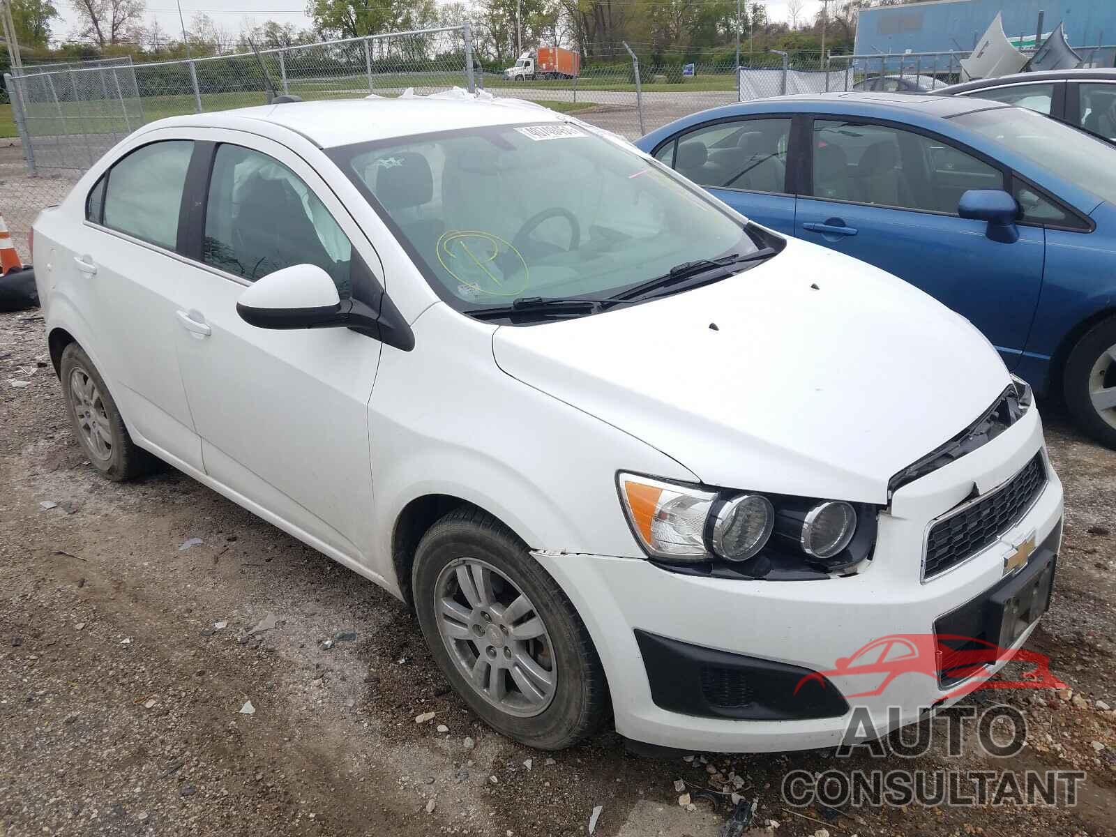 CHEVROLET SONIC 2016 - 1G1JC5SHXG4177758