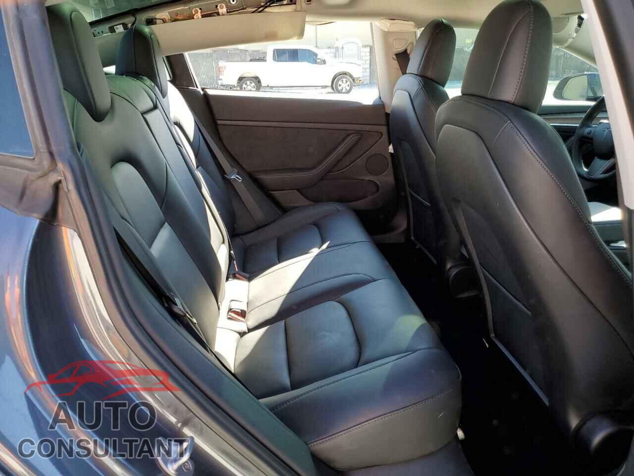 TESLA MODEL 3 2023 - 5YJ3E1EA3PF427867