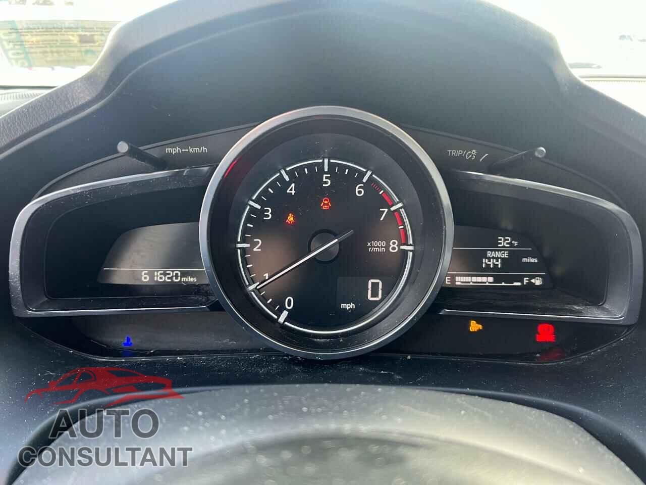 MAZDA 3 2017 - JM1BN1M36H1139995