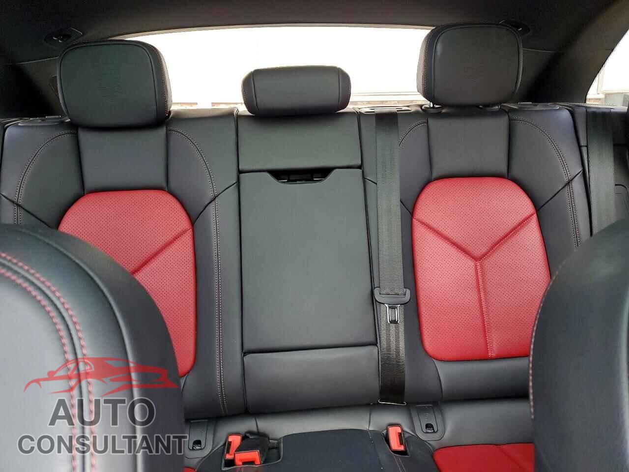 PORSCHE MACAN 2023 - WP1AA2A57PLB04905