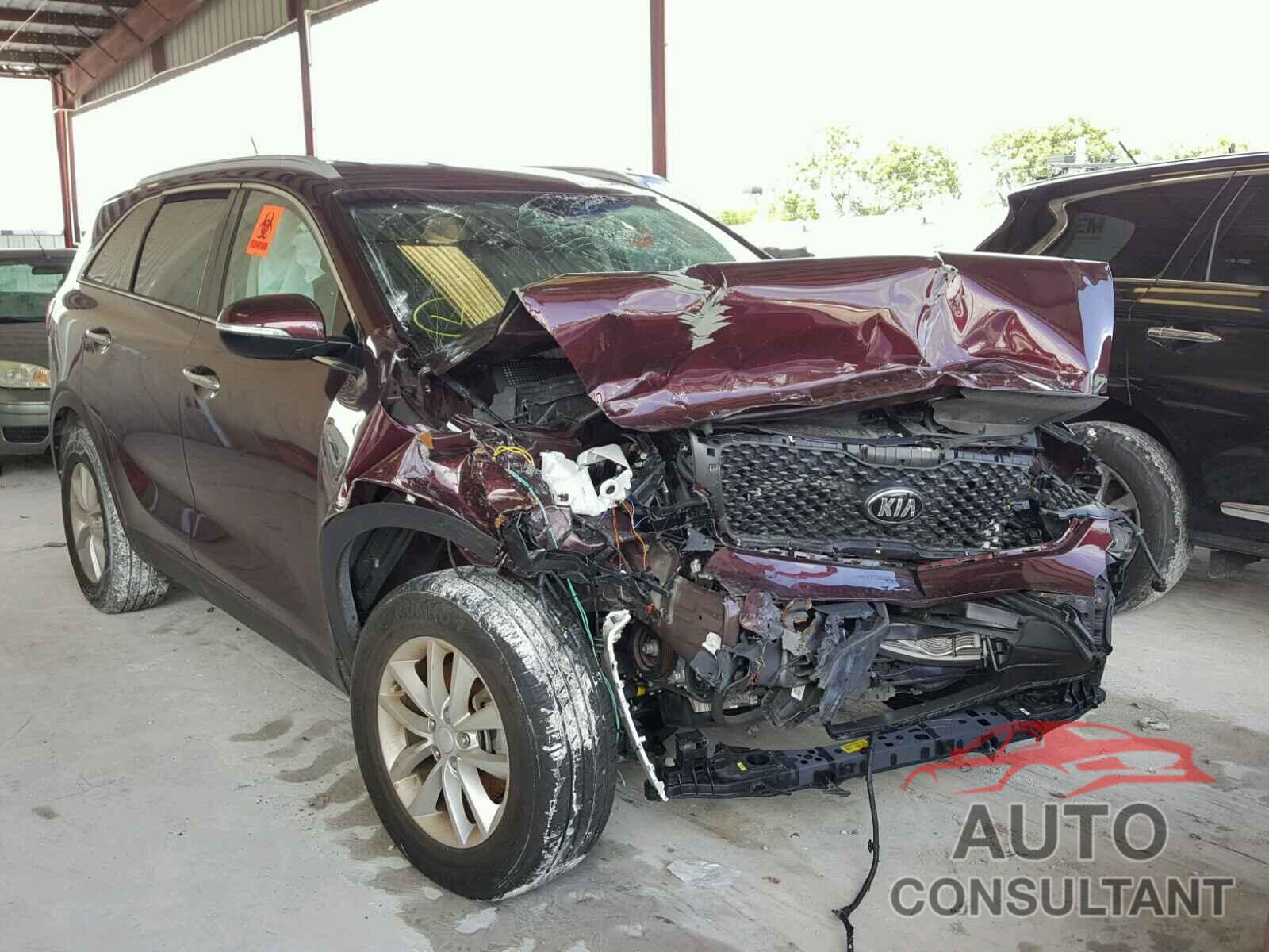 KIA SORENTO LX 2017 - 5XYPG4A39HG248649