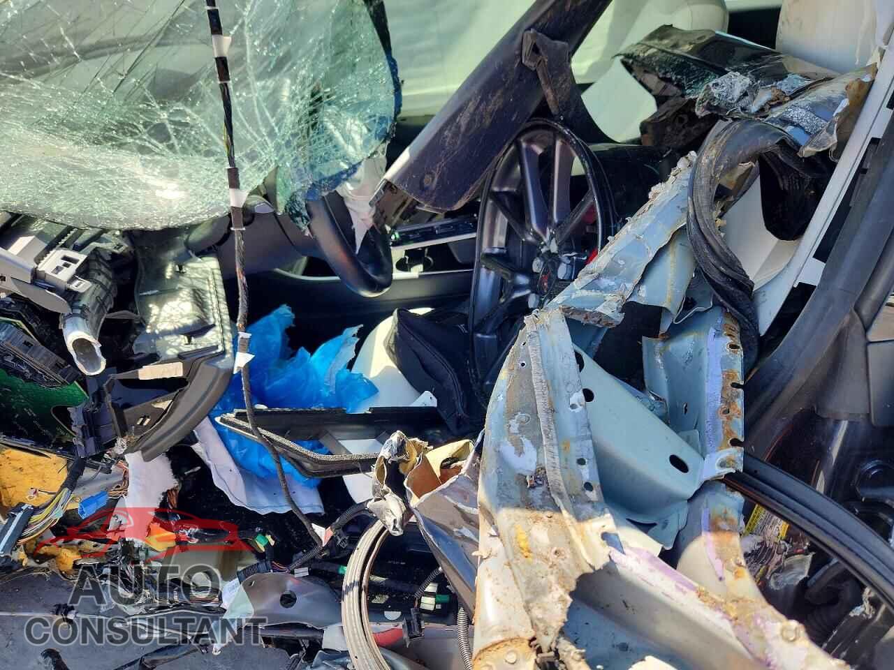 TESLA MODEL 3 2018 - 5YJ3E1EB1JF096061