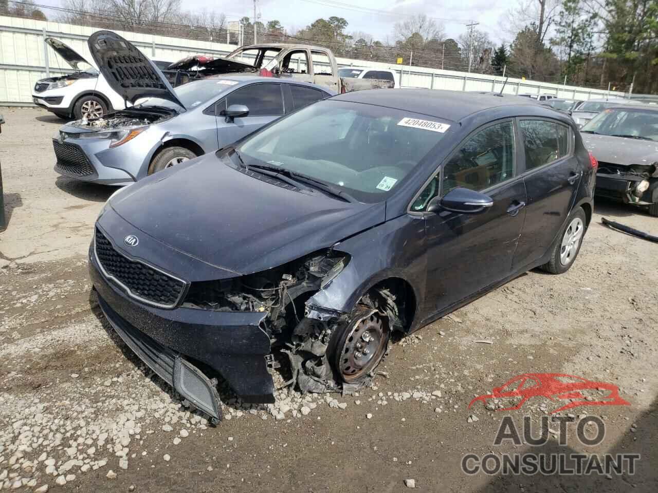 KIA FORTE 2017 - KNAFK5A83H5706865