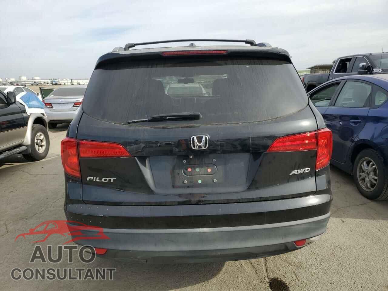 HONDA PILOT 2016 - 5FNYF6H82GB005369