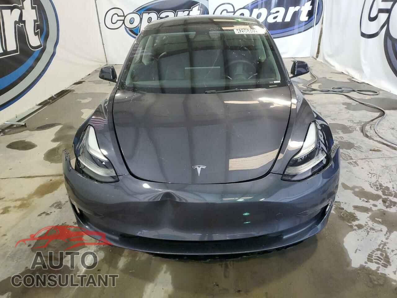 TESLA MODEL 3 2022 - 5YJ3E1EA6NF304447
